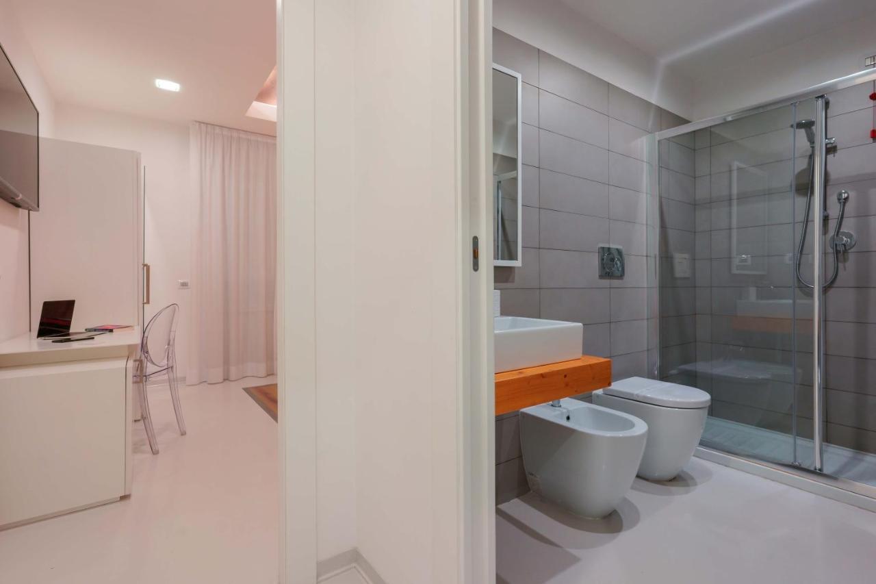 Lumiere Rooms - Eja Sardinia Cagliari Luaran gambar